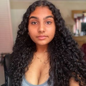 Meet your Posher, Annie